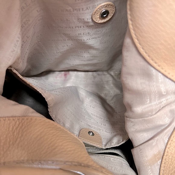 Lauren Ralph Lauren “Indian Cove” Leather Hobo Bag in Sandstorm Beige Leather - Picture 14 of 16